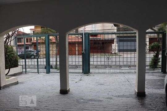 Garagem de casa à venda com 3 quartos, 420m² em Paraíso, Santo André