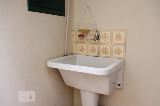 Área de Serviço de casa à venda com 3 quartos, 420m² em Paraíso, Santo André