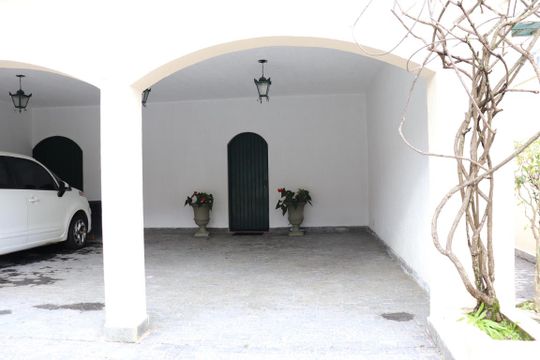 Garagem de casa à venda com 3 quartos, 420m² em Paraíso, Santo André
