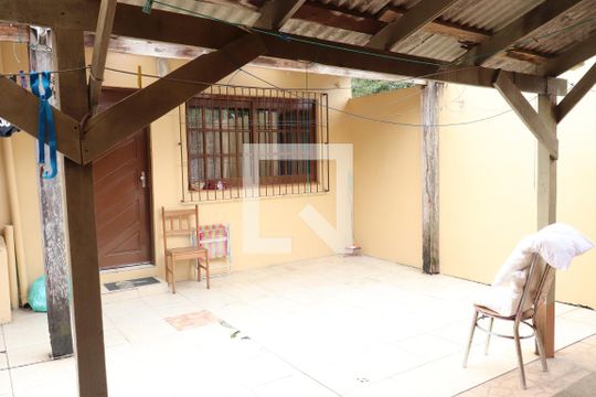 Área externa  de casa à venda com 3 quartos, 50m² em Jardim America, São Leopoldo