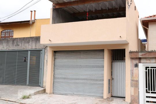 Fachada de casa à venda com 2 quartos, 50m² em Vila Ema, São Paulo