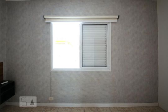 Quarto 3 de casa para alugar com 3 quartos, 120m² em Vila Cordeiro, São Paulo