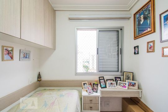 Quarto 1 de apartamento para alugar com 2 quartos, 69m² em Saúde, São Paulo