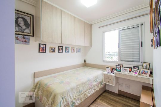Quarto 1 de apartamento para alugar com 2 quartos, 69m² em Saúde, São Paulo