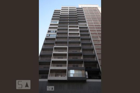 Fachada de kitnet/studio para alugar com 1 quarto, 42m² em Centro, São Paulo