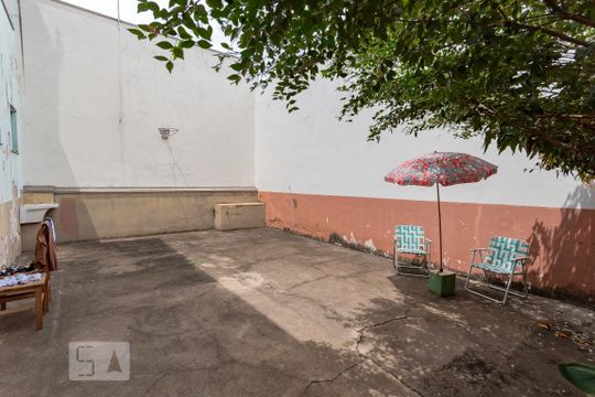 Quintal de casa à venda com 3 quartos, 300m² em Vila Nogueira, Campinas