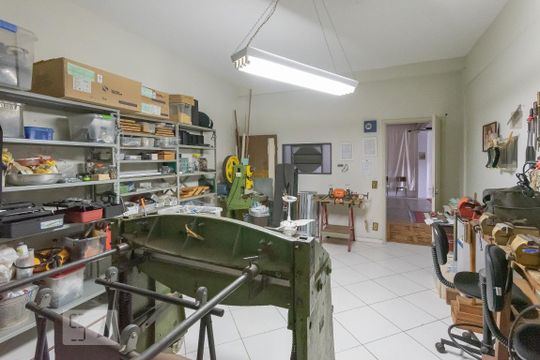 Quarto 2 de casa à venda com 3 quartos, 300m² em Vila Nogueira, Campinas