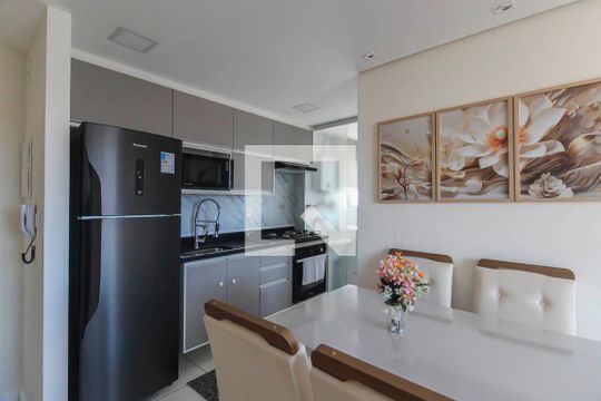 Sala/Cozinha de apartamento à venda com 2 quartos, 49m² em Vila Antonieta, São Paulo