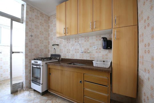 Cozinha de apartamento à venda com 2 quartos, 61m² em Campo Belo, São Paulo