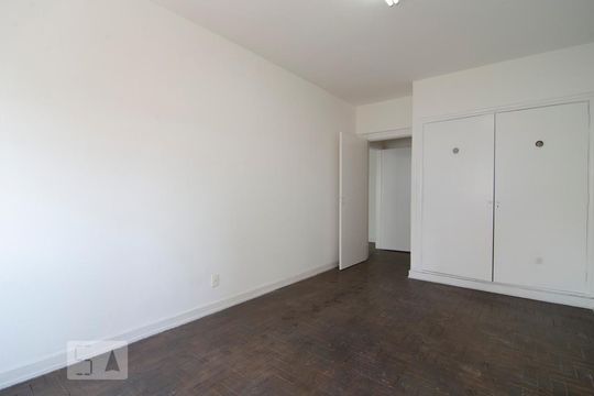 Quarto 1 de apartamento à venda com 2 quartos, 130m² em Cerqueira César, São Paulo