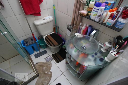 Banheiro de apartamento à venda com 2 quartos, 65m² em Centro, Rio de Janeiro