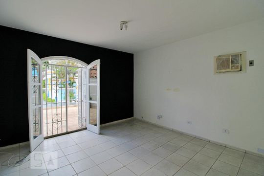 Quarto de casa à venda com 3 quartos, 230m² em Vila Progredior, São Paulo