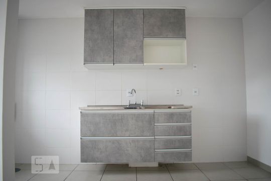 Cozinha de apartamento para alugar com 1 quarto, 49m² em Teresópolis, Porto Alegre