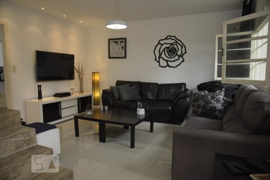 Casa à venda com 3 quartos, 160m² em Pechincha, Rio de Janeiro