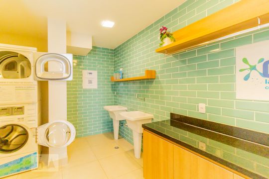 Lavanderia de apartamento para alugar com 1 quarto, 25m² em Bela Vista, São Paulo