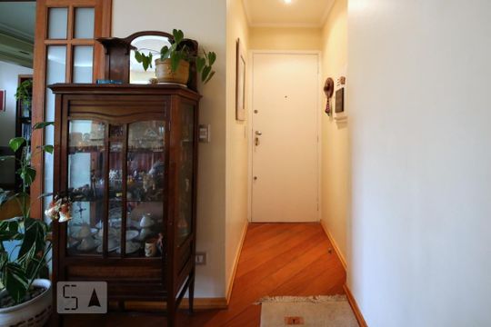 Entrada de apartamento à venda com 3 quartos, 150m² em Brooklin, São Paulo