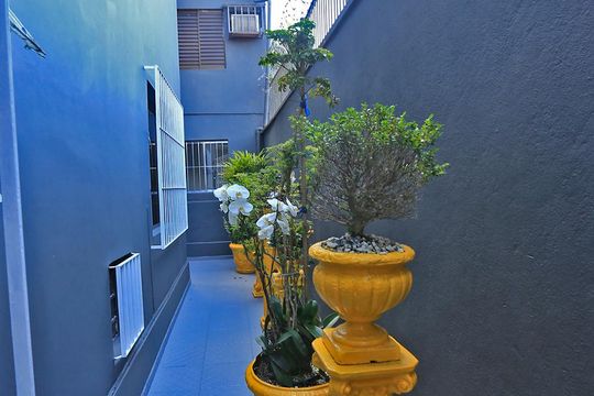 Quintal de casa à venda com 3 quartos, 120m² em Cidade Monções, São Paulo