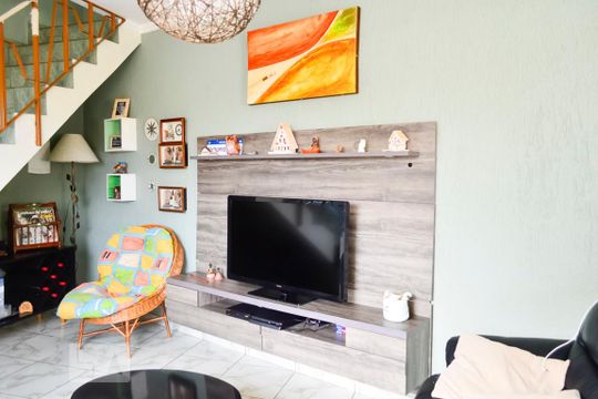 Casa Fundos Sala de casa à venda com 3 quartos, 249m² em Jardim Norma, São Paulo