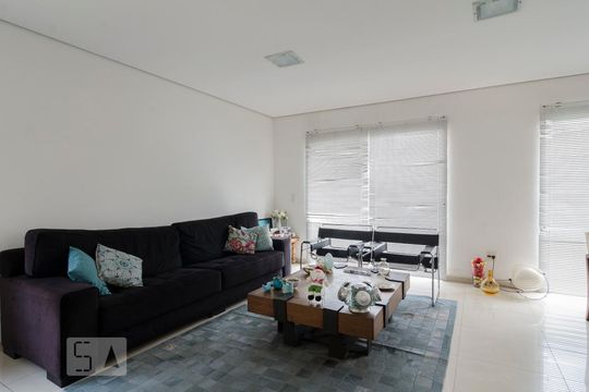 Sala de casa à venda com 3 quartos, 170m² em Sumaré, São Paulo