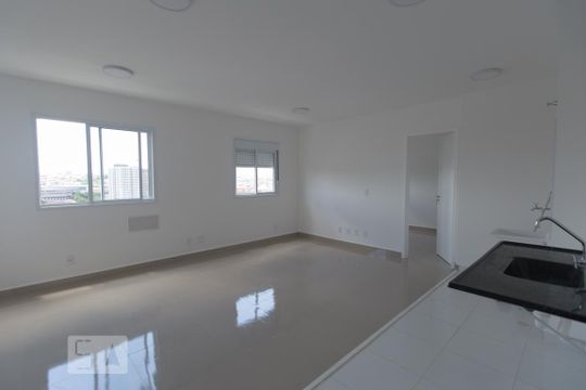 Sala/Cozinha de apartamento à venda com 1 quarto, 40m² em Sítio da Figueira, São Paulo