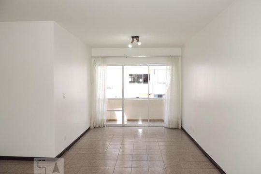 Sala de apartamento para alugar com 3 quartos, 120m² em Córrego Grande, Florianópolis