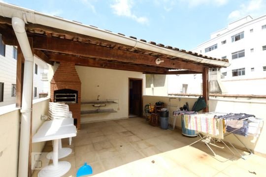 Churrasqueira de casa para alugar com 4 quartos, 190m² em Boqueirão, Santos