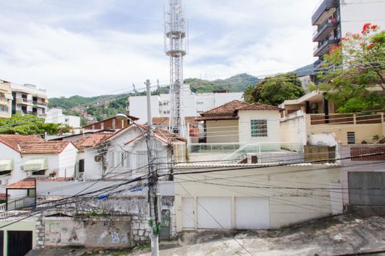 Vista da Sala de apartamento à venda com 2 quartos, 106m² em Grajaú, Rio de Janeiro