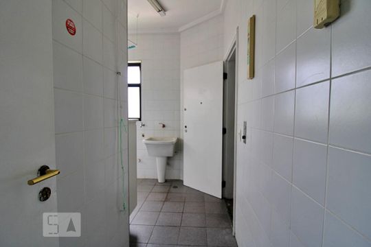 Área de Serviço de apartamento à venda com 3 quartos, 240m² em Vila Andrade, São Paulo