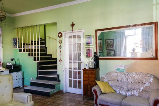 Casa à venda com 8 quartos, 500m² em Piedade, Rio de Janeiro