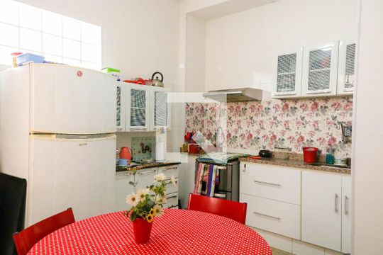 Cozinha no 1º Pavimento de casa à venda com 8 quartos, 500m² em Piedade, Rio de Janeiro