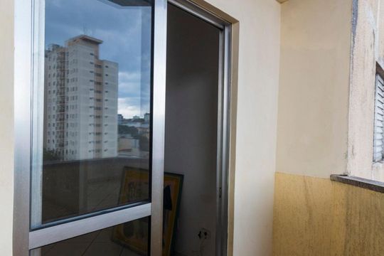 varanda de apartamento para alugar com 2 quartos, 100m² em Vila Mira, São Paulo