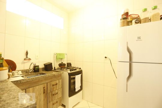 Cozinha de apartamento à venda com 1 quarto, 45m² em República, São Paulo