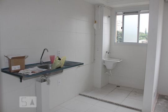 Sala/Cozinha de apartamento à venda com 2 quartos, 42m² em Itaquera, São Paulo
