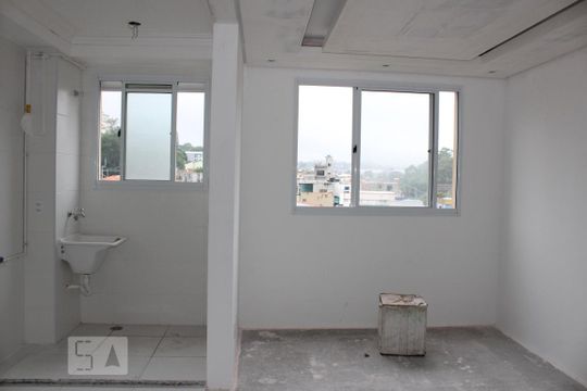 Apartamento para alugar com 2 quartos, 42m² em Itaquera, São Paulo