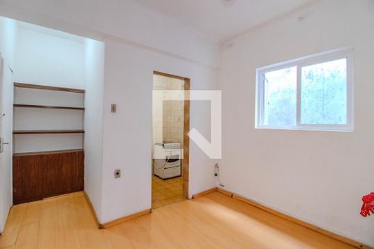 Sala de apartamento à venda com 1 quarto, 35m² em Floresta, Porto Alegre