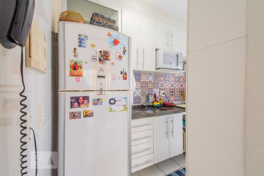 Cozinha de apartamento para alugar com 2 quartos, 63m² em Jardim São Savério, São Paulo