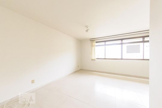Sala de apartamento para alugar com 1 quarto, 115m² em Cambuí, Campinas