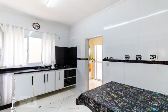 Cozinha de casa para alugar com 3 quartos, 165m² em Parque Vitória, São Paulo