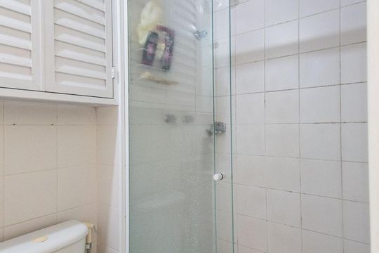 Banheiro de apartamento à venda com 2 quartos, 57m² em Ipiranga, São Paulo