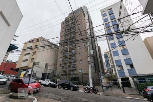 Fachada de kitnet/studio para alugar com 1 quarto, 28m² em Sé, São Paulo