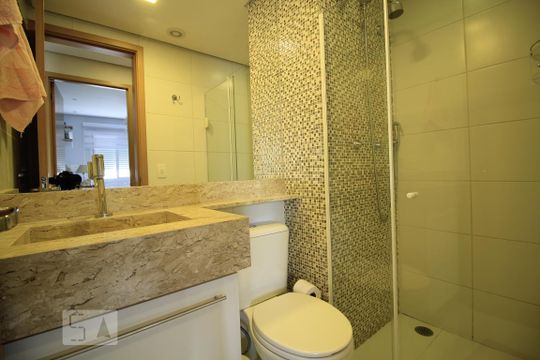 Banheiro de apartamento à venda com 2 quartos, 45m² em Liberdade, São Paulo