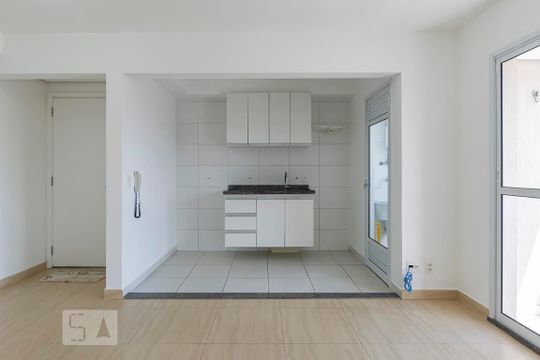 Cozinha de apartamento para alugar com 1 quarto, 45m² em Liberdade, São Paulo