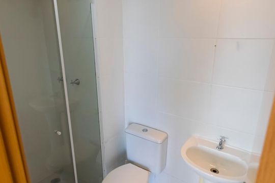 Banheiro de apartamento para alugar com 1 quarto, 45m² em Liberdade, São Paulo