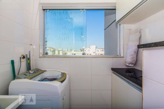 Área de serviço de apartamento para alugar com 2 quartos, 57m² em Ouro Preto, Belo Horizonte