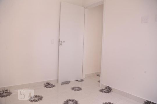 Dormitório 2 de apartamento à venda com 2 quartos, 41m² em Itaquera, São Paulo