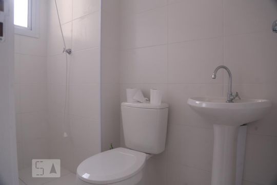 Banheiro de apartamento à venda com 2 quartos, 41m² em Itaquera, São Paulo