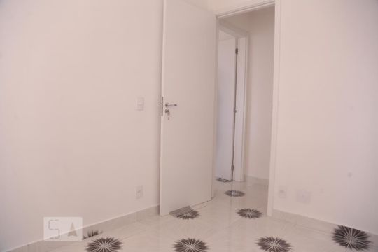 Dormitório 1 de apartamento à venda com 2 quartos, 41m² em Itaquera, São Paulo