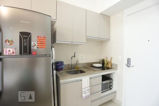 Cozinha de apartamento à venda com 1 quarto, 23m² em Centro, São Paulo