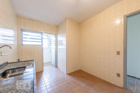 Cozinha de apartamento à venda com 2 quartos, 72m² em Vila Industrial, Campinas