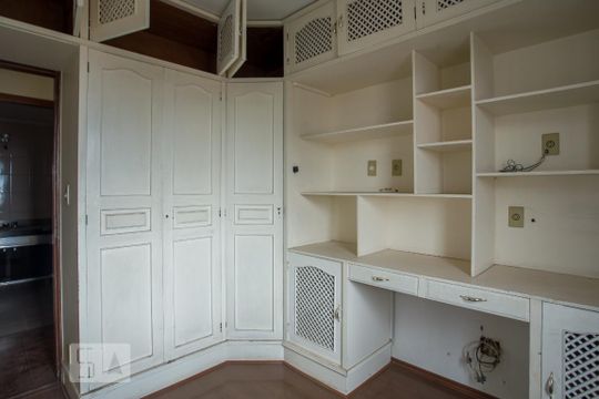 Quarto 3 de apartamento para alugar com 3 quartos, 90m² em Jardim Sonia, São Paulo